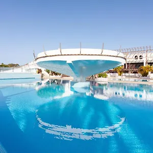 https://home2book-comfy-costa-del-silencio-pool-terrace.in-canary-islands.com