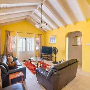 https://beachy-cottage-i-kitchen-i-wi-fi-i-shaded-cabana-i-parking.comcaribbean.com