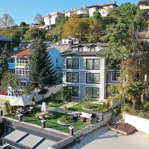https://dm-suites-bosphorus.istanbul-turkeyhotels.com