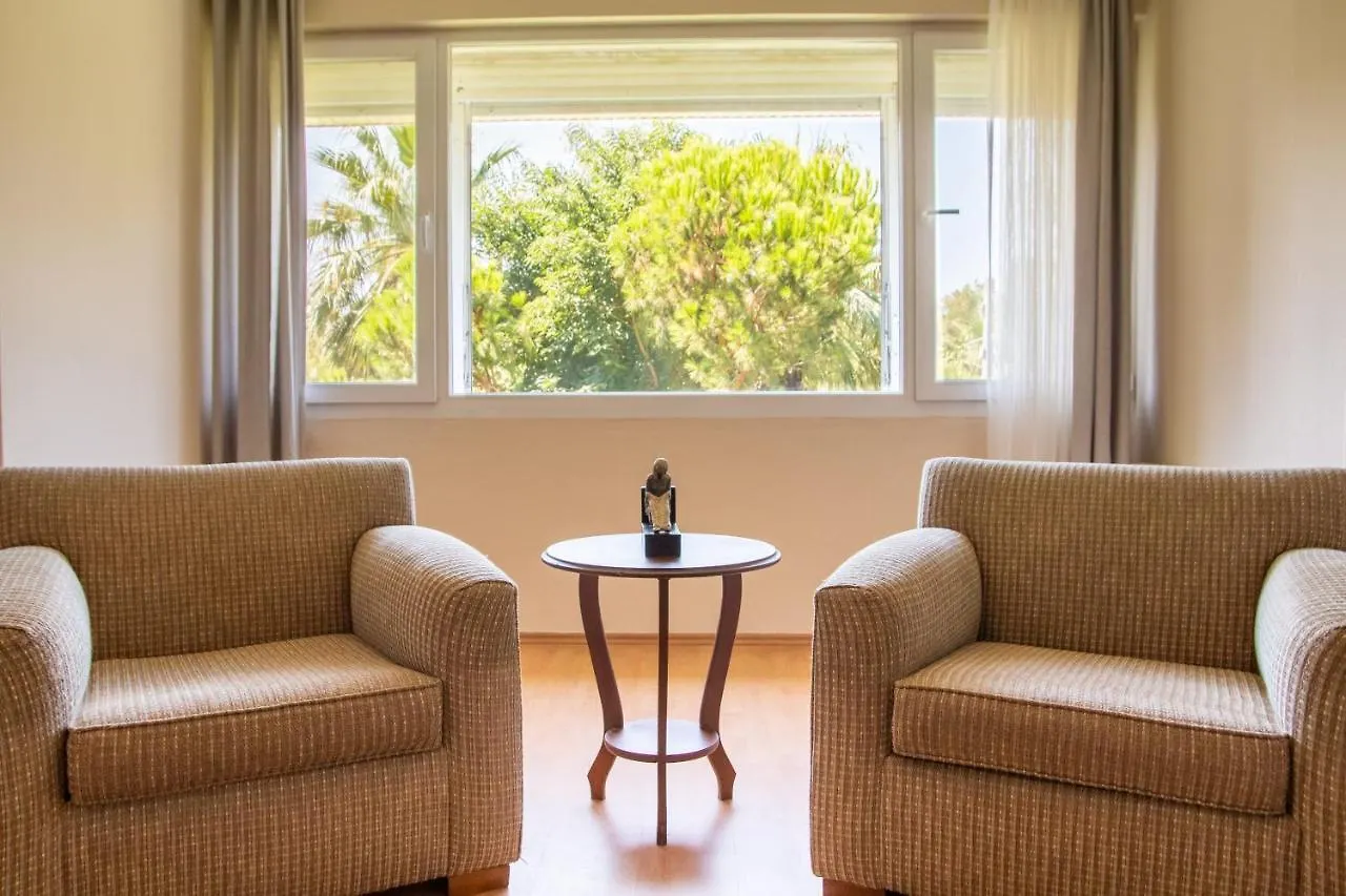 Lovely Flat Near Public Transportation In Izmir