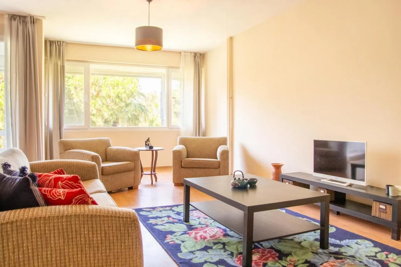 Lovely Flat Near Public Transportation In Izmir