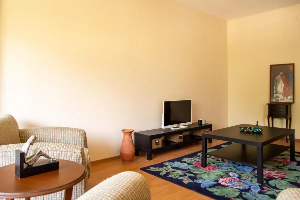 Apartment Lovely Flat Near Public Transportation In Izmir